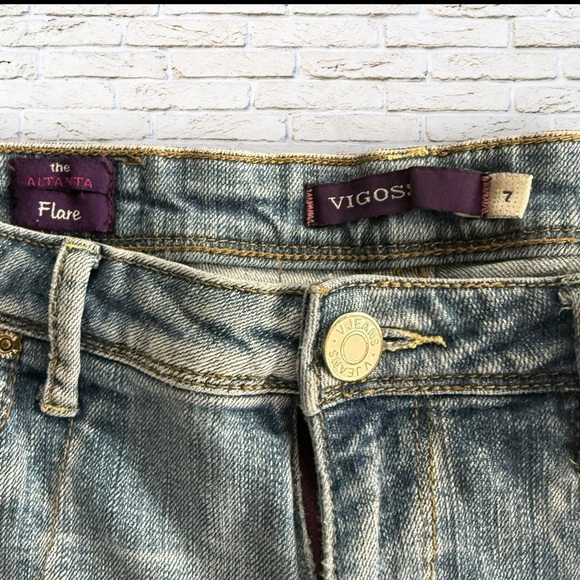 Vigoss The Atlanta Flare Distressed Jeans - Size 7 - Picture 3 of 9